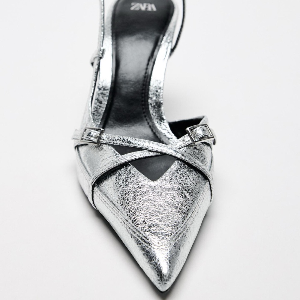 ZARA BUCKLED STRAP HEELED SHOES - Picture 4 of 6